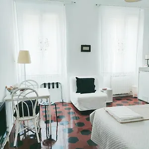 Pensión Lucretia House, Florencia