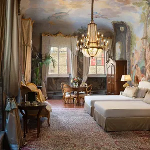 Nocleg ze śniadaniem Piazza Pitti Palace - Residenza D'epoca